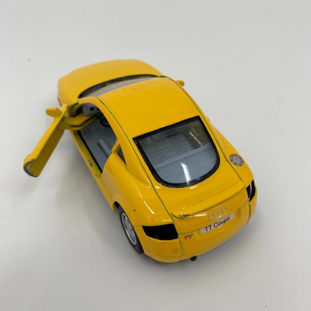 Kinsmart‎ Audi TT Coupe Yellow Die-cast Model Car 1/32 Scale KT 5016 5 Inch